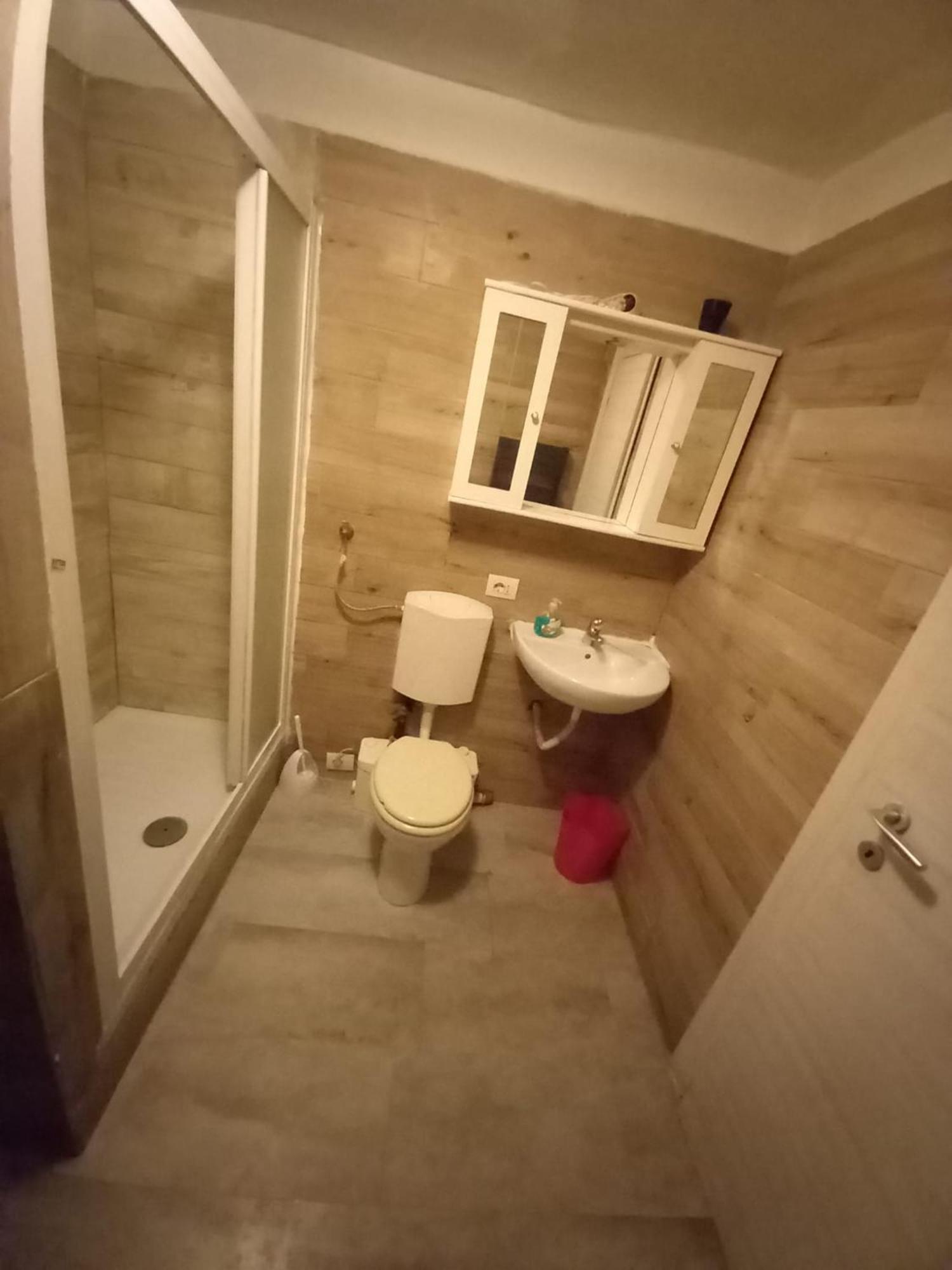3 Station Free Parking Appartement Milan